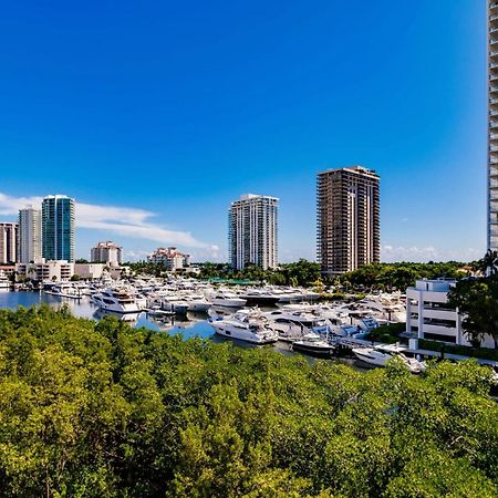 Uhost Ai - 3B Gem W Golf & Intracoastal Views Miami Kültér fotó