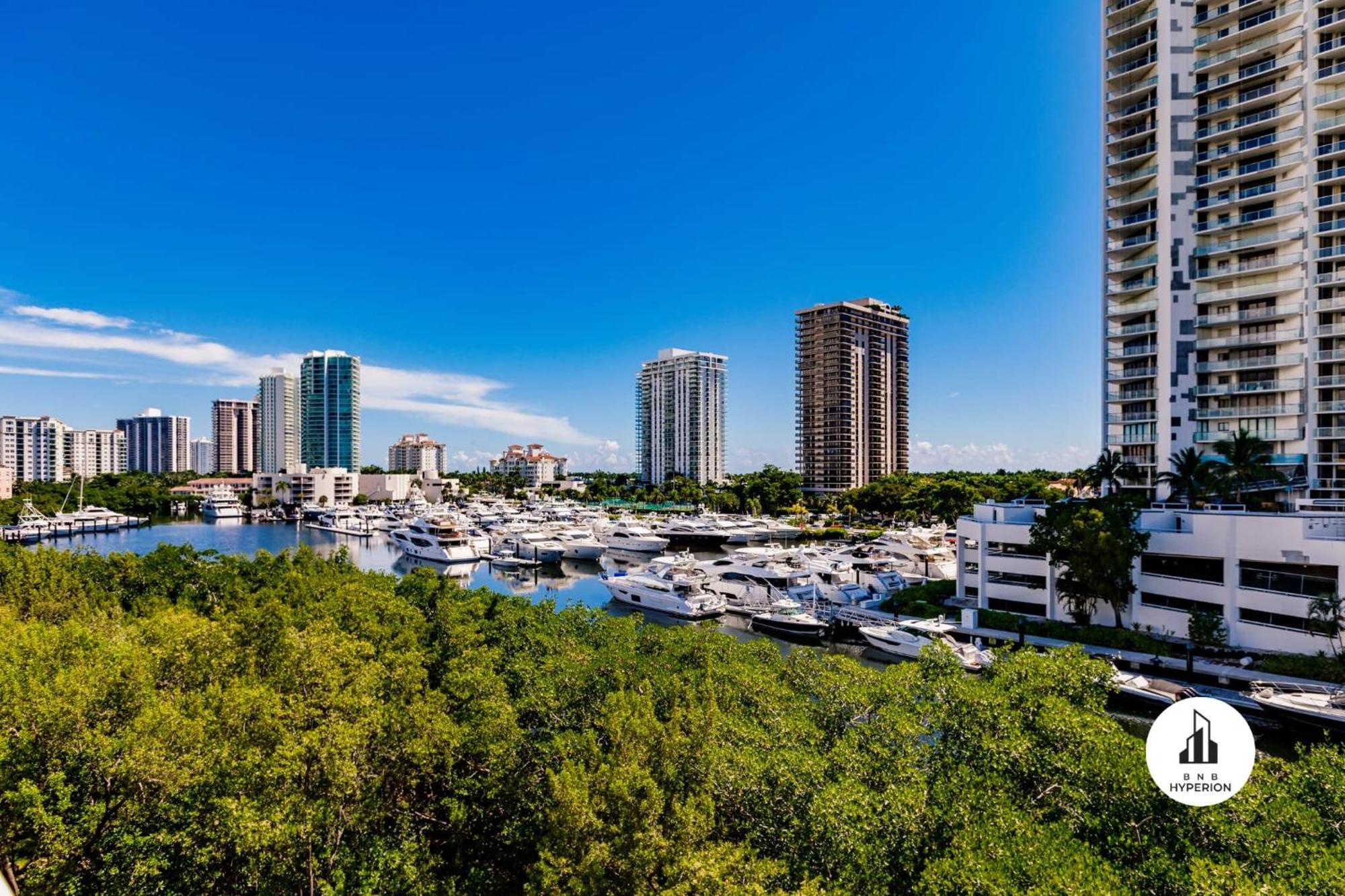 Uhost Ai - 3B Gem W Golf & Intracoastal Views Miami Kültér fotó