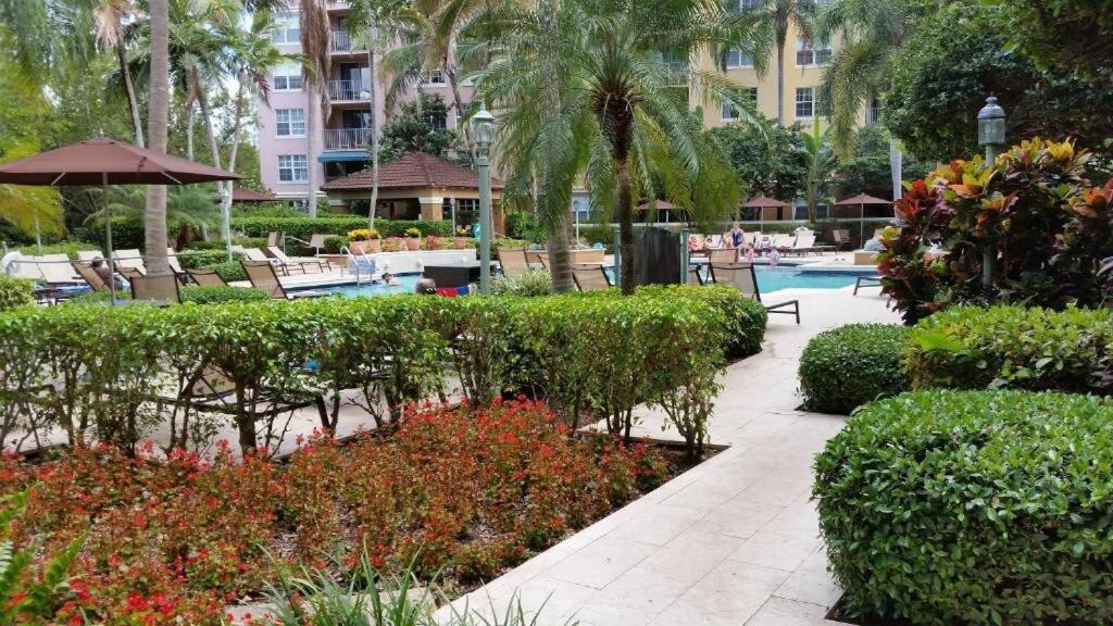 Uhost Ai - 3B Gem W Golf & Intracoastal Views Miami Kültér fotó